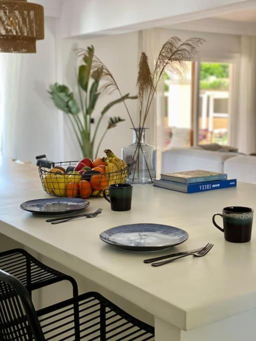 Celebrate Life'S Precious Moments At Can Saca! Sant Jordi de ses Salines Exterior foto